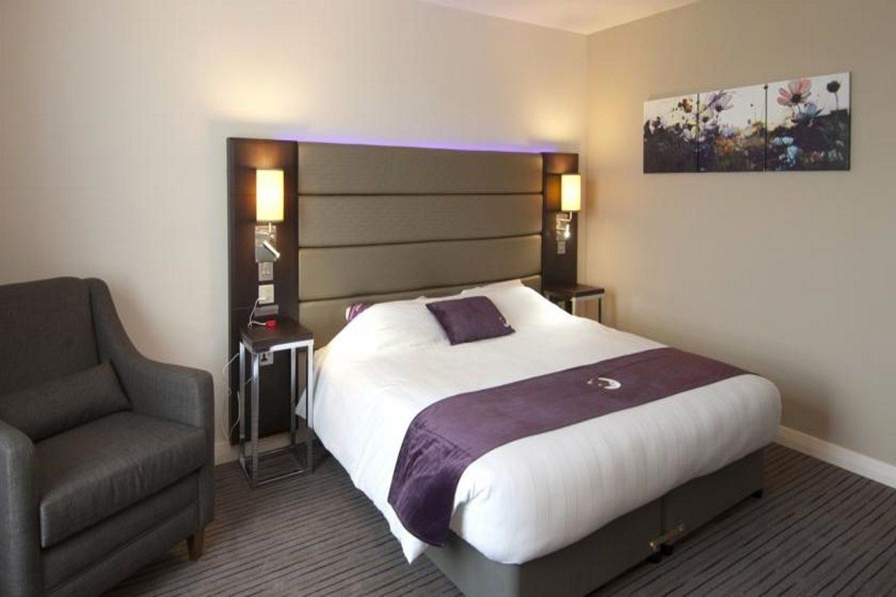 Premier Inn London Enfield Dış mekan fotoğraf